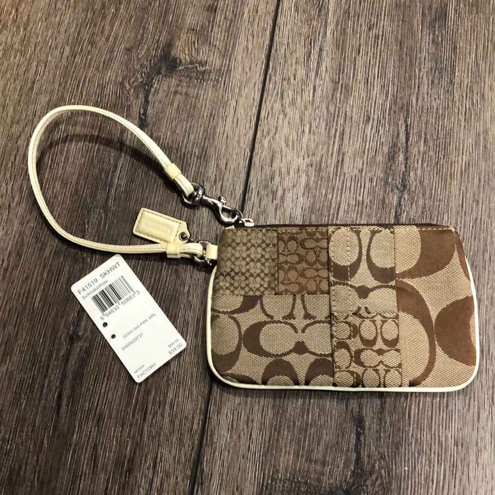 Coach Soho Signature Patchwork Wristlet Khaki